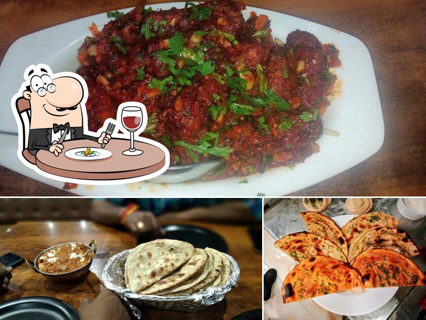 Meals at Hotel Aarti Inn And Restaurant