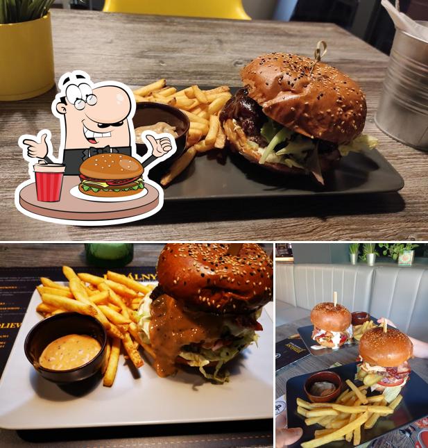 Essayez un hamburger à Barn Club