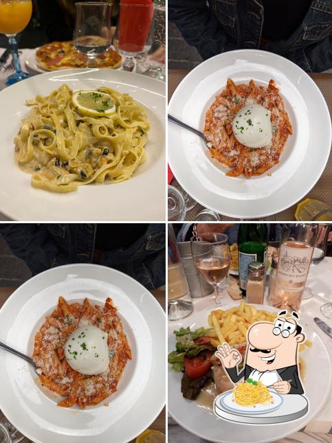 Spaghetti à la carbonara à Restaurant La Romana Tours