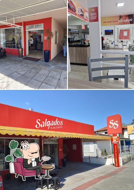 O interior do Salgados & Salgados