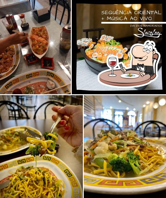 Comida em Restaurante Shanghay Pelotas