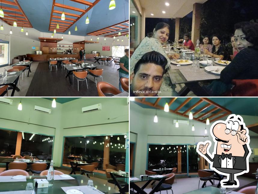 Check out how Smoky Ovann looks inside