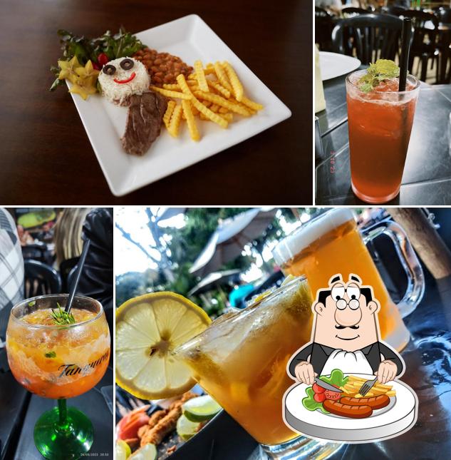 Platos en Divina Grill & Pizza