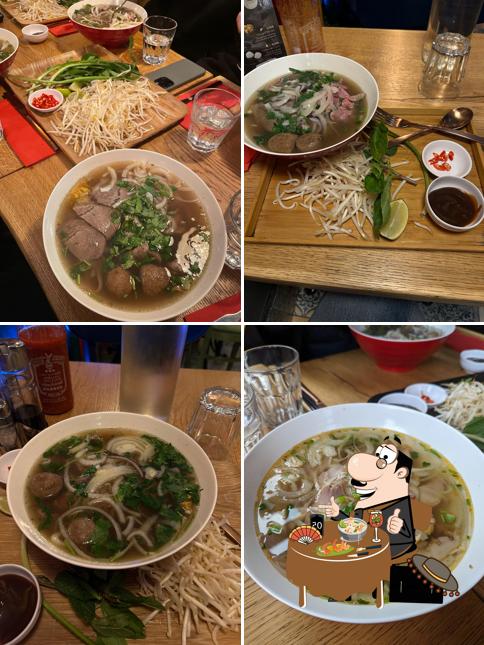 Phở à Saïgon Cà phê