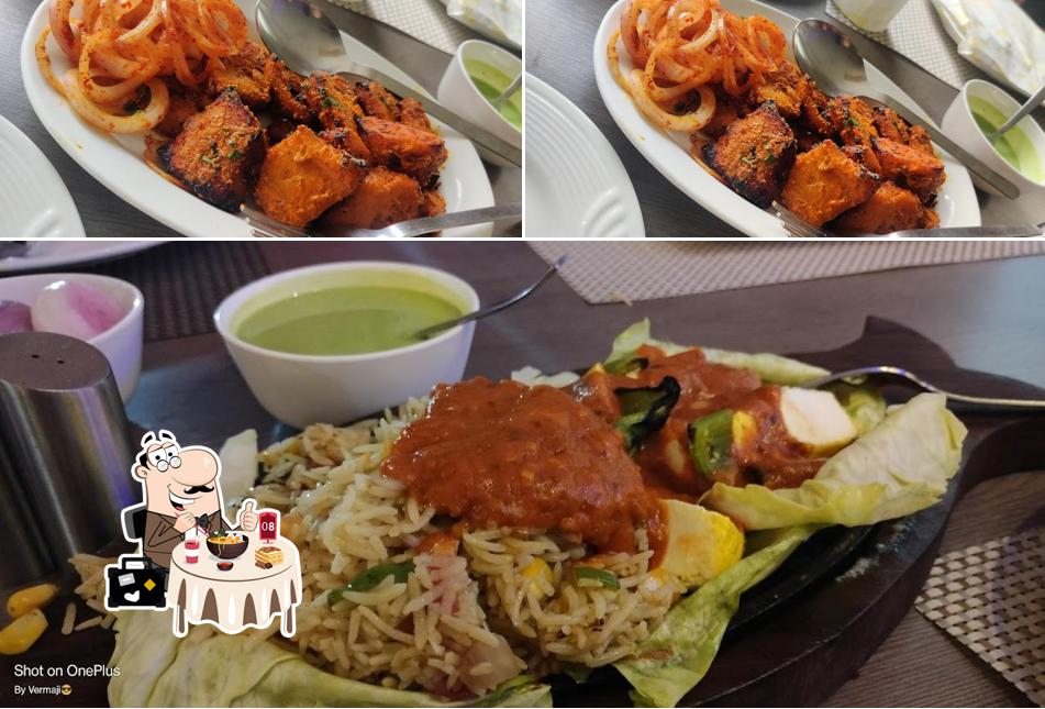 Food at Hotel Mannu Maharaja