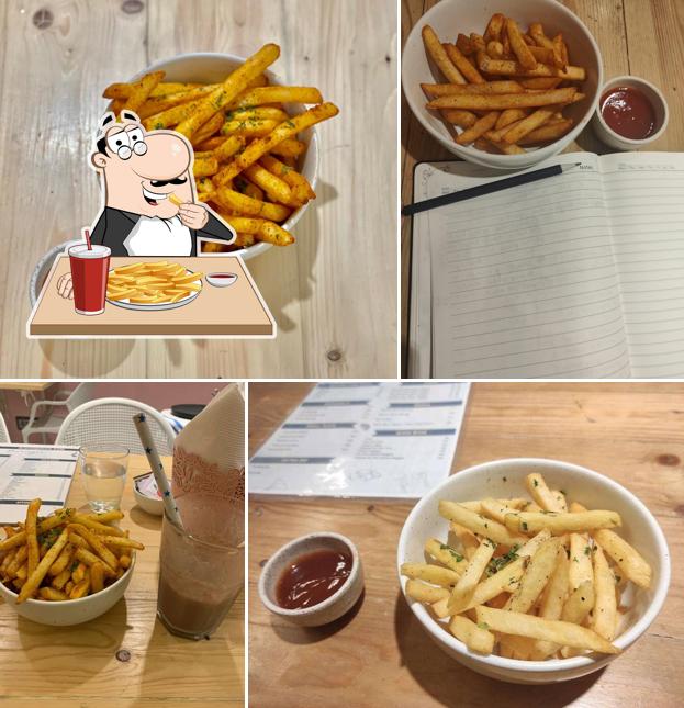 French fries at Aromagasms cafe