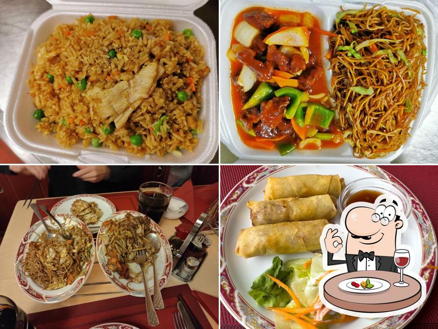 Chow mein al Asia Kitchen Fu