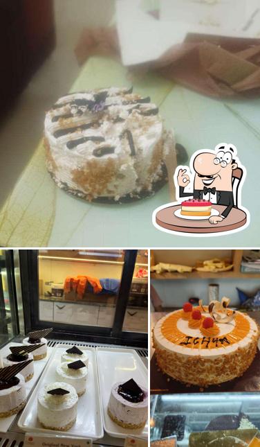 Cheesecake at 7th heaven Bakery and Cafe