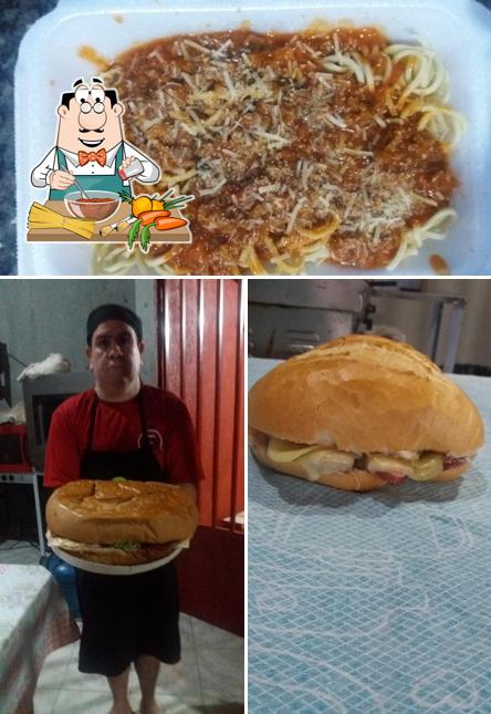 Esparguete à bolonhesa em SAULO-LANCHES & Núbia lanches