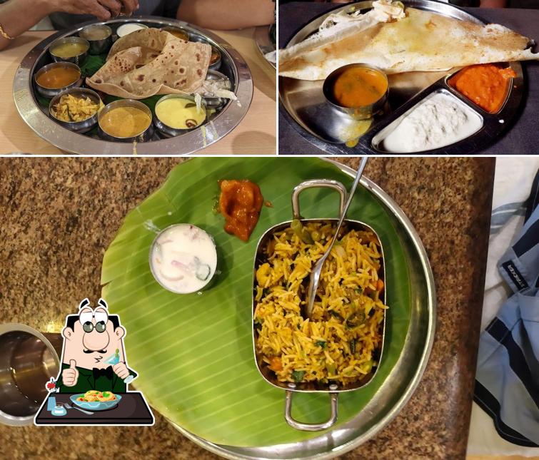 Food at Hotel Aryaas Park