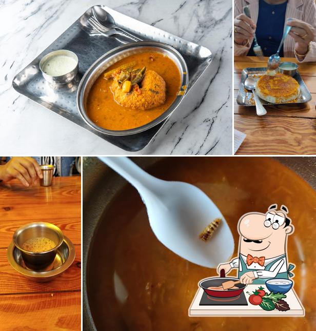 Chicken curry at Bangalore IDLI CAFE