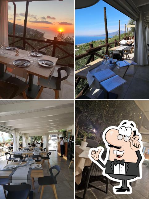 Siediti a un tavolo di L'Uliveto sea view restaurant