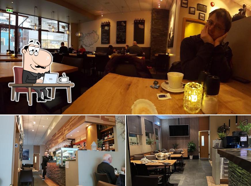 Installez-vous à l'une des tables de Scandinavian Bistro
