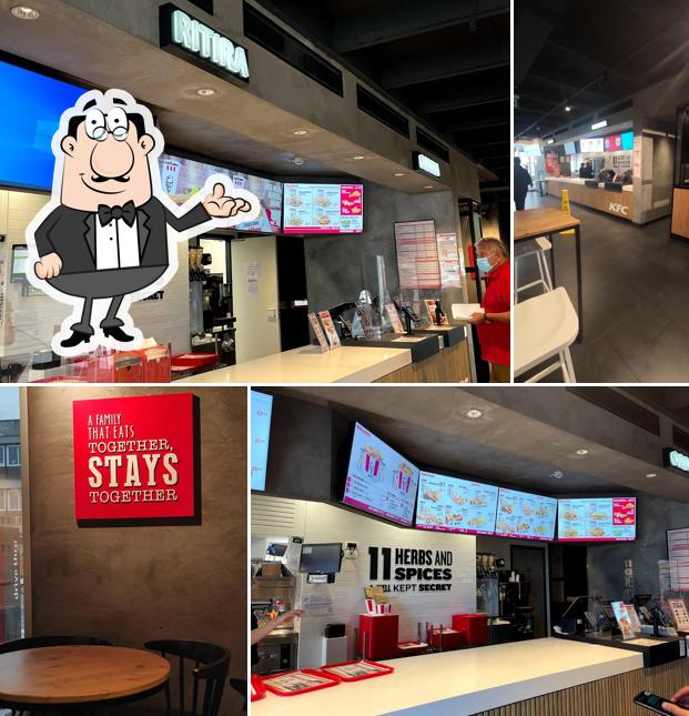 Siediti a un tavolo di KFC