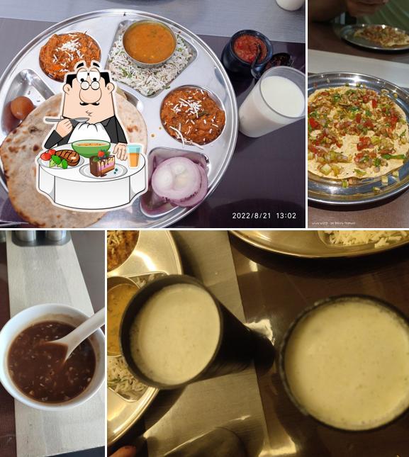 Hot and sour soup at Darshan Restaurant