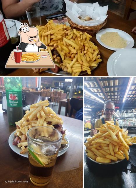 Batata frita em Adriano Lanches