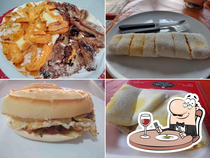 Comida em Café Do Mr. Jorge