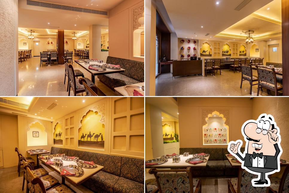 Check out how Manbhavan premium thali by Prince's Palace looks inside