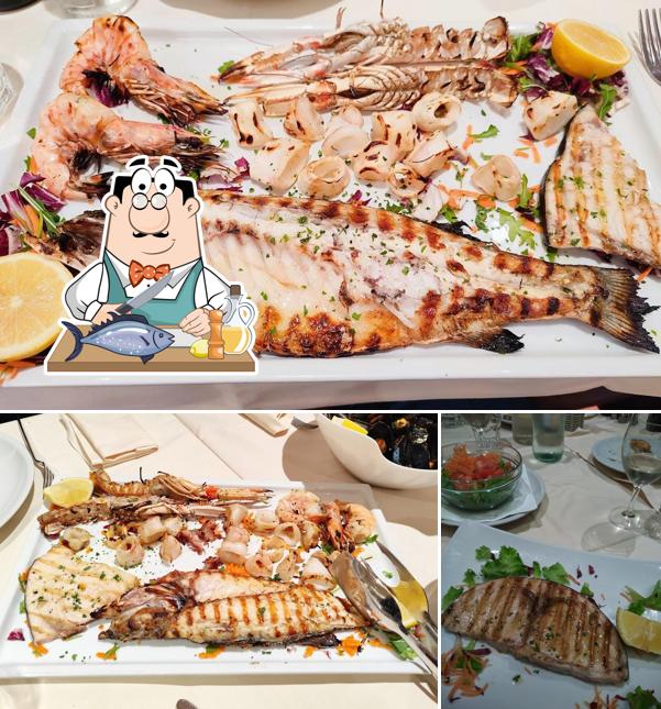 Salmone grigliato al Ristorante Pizzeria Le Piramidi