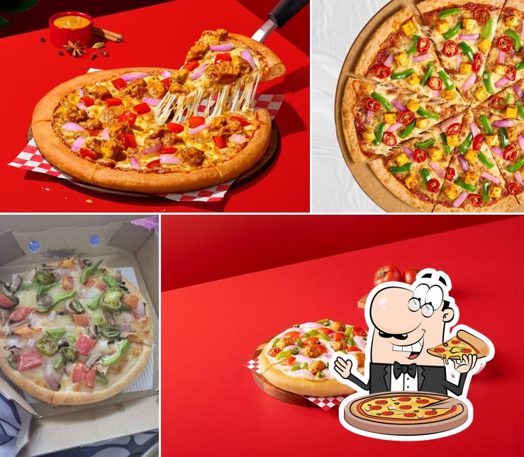 Try out pizza at Pizza Hut Omaxe CP, Noida