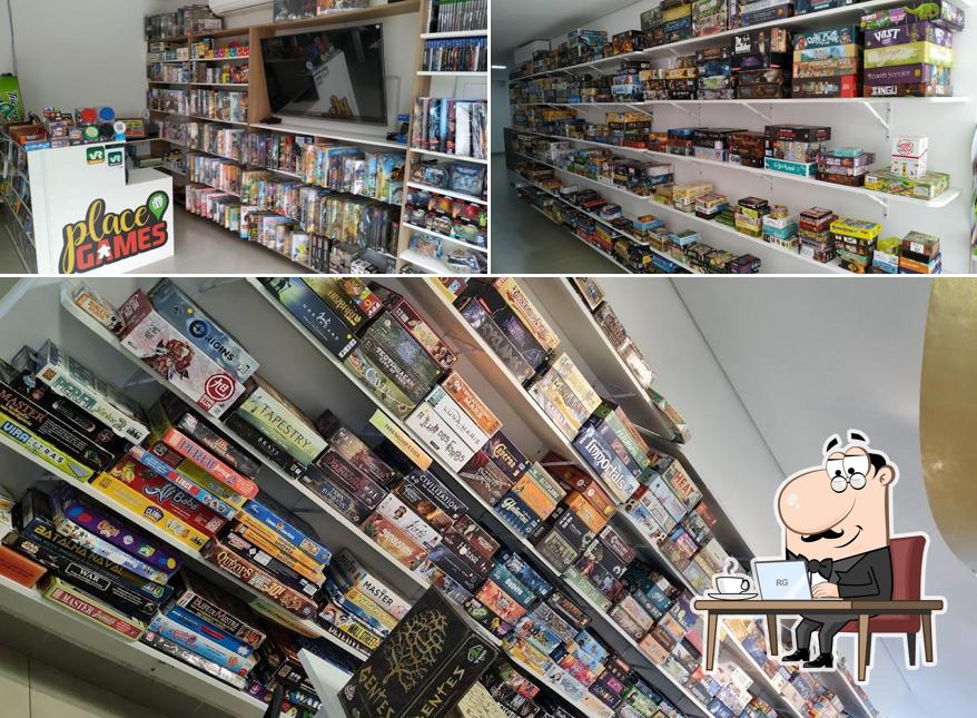 O interior do Place Games