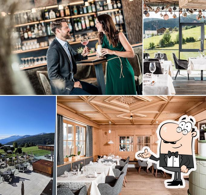 Siediti a un tavolo di Hotel Sonnenberg