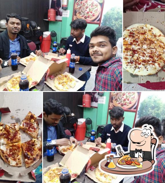 Pizza Cafe Shop