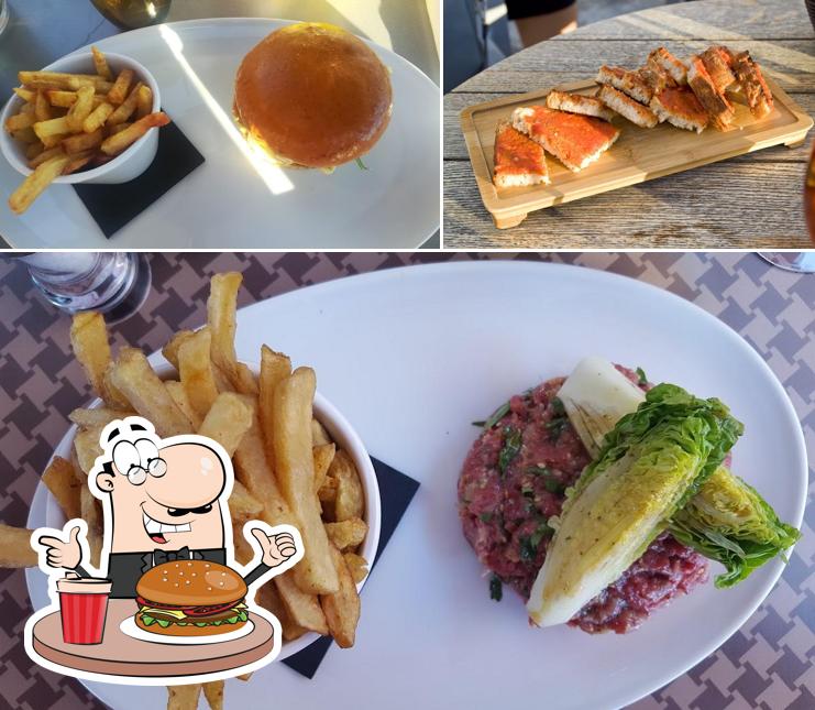 Essayez un hamburger à Restaurant Canopée Café Mérignac