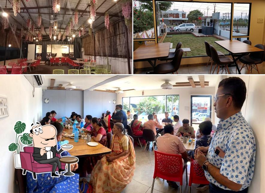 The interior of Hungry Kitchen Rajpipla