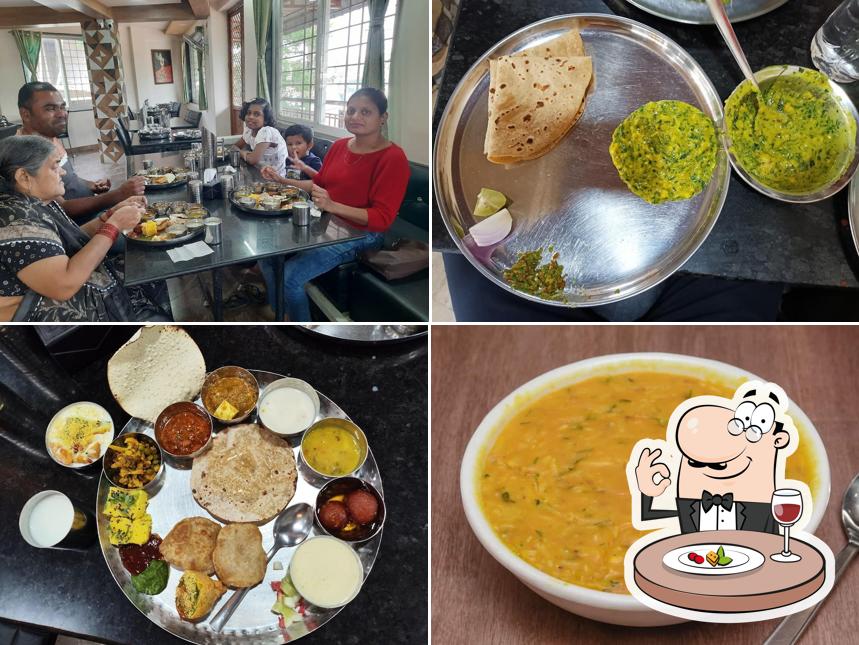 Food at Mayuresh Hotel