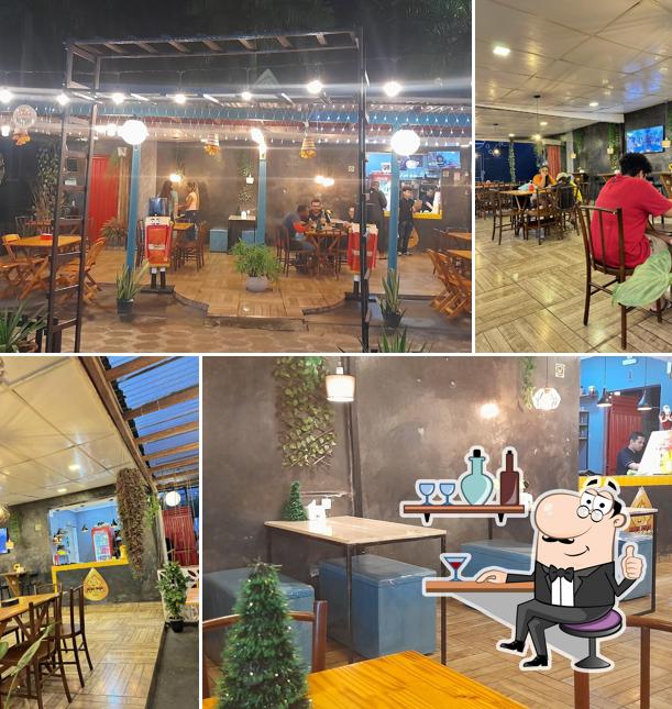 Veja imagens do interior do Rei da Coxinha Pará