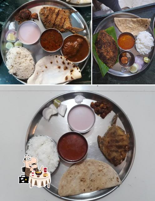 Meals at Samarth Gharguti Khanaval