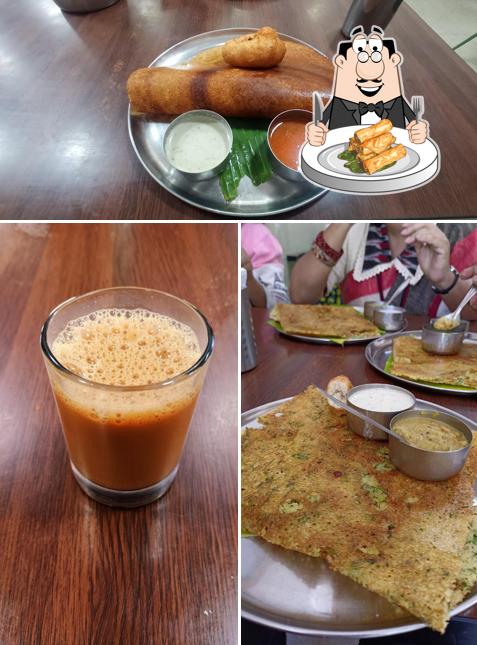 Spring rolls at Hotel Udyam Bhavan