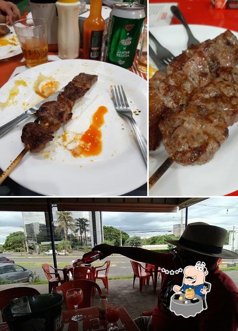 Esta é a foto apresentando comida e exterior no Arvoredo FoodStore