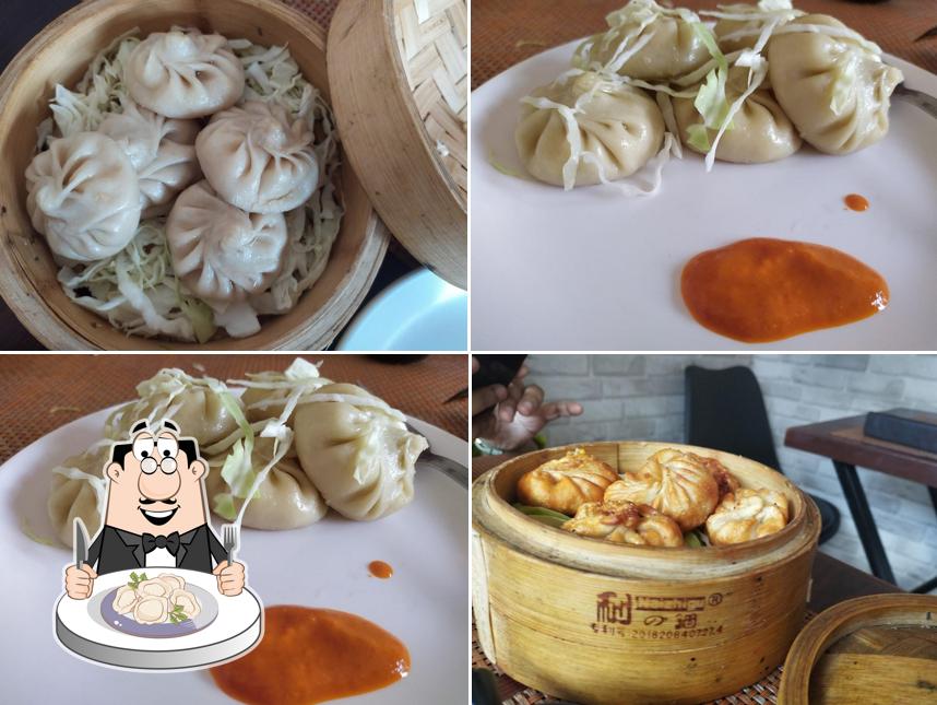 Dumplings at Petoo