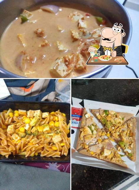 Food at MuscleHolics, The Healthy Food Cafè