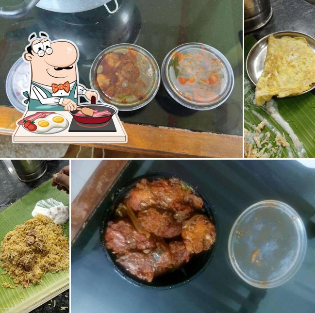 Omelette at LMN HAJIYAAR BIRIYANI HOTEL
