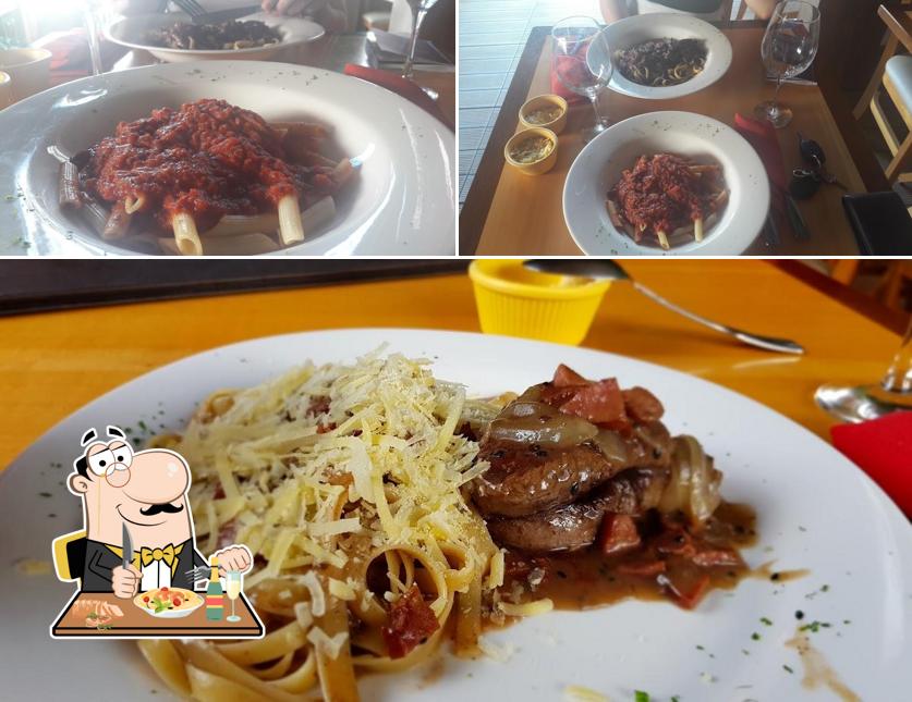 Comida em La Tratoria Recife