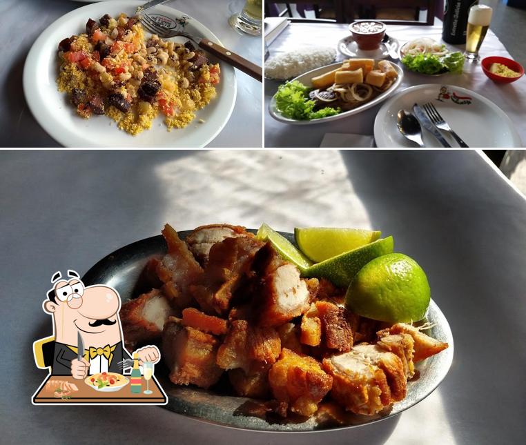 Comida em Restaurante Zé Leite