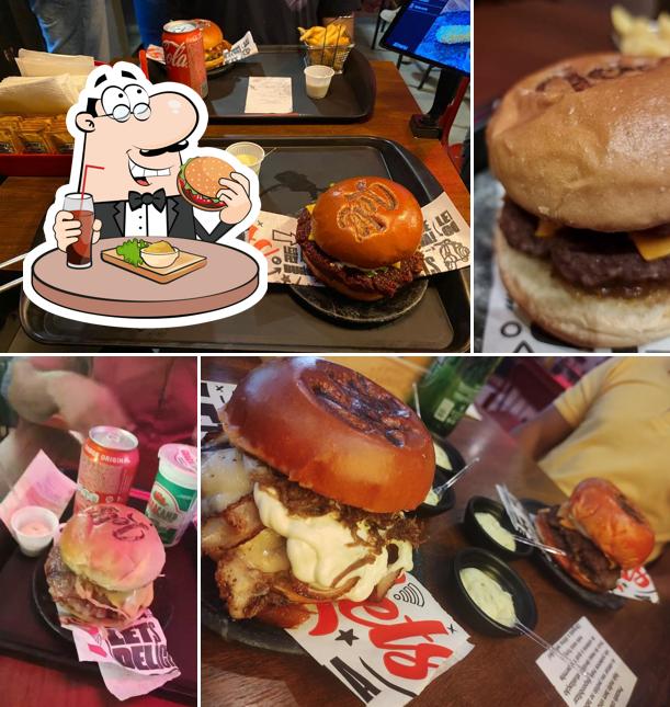 Deguste um dos hambúrgueres servidos no LETS BURGUER