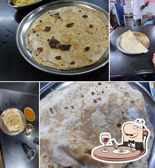 Roti at Hotel UNNIKRISHNA