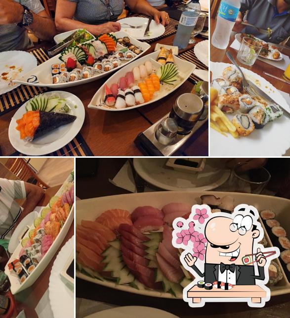 Presenteie-se com sushi no Nagashi Asian Food