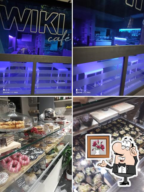 Siediti a un tavolo di Wiki Cafè