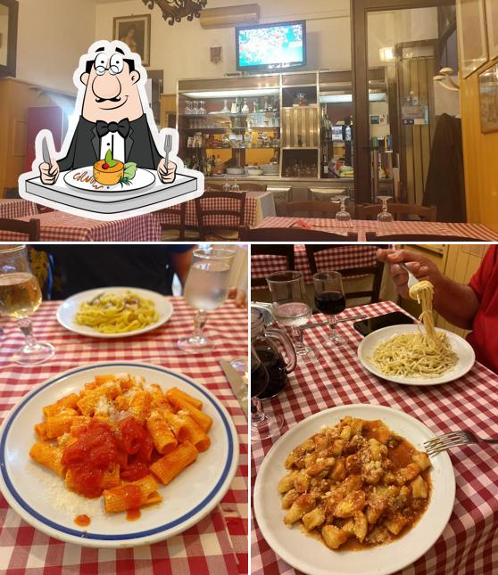 Tra le varie cose da Dar Maghetto si possono trovare la cibo e interni