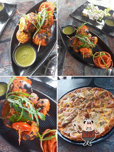 Tandoori chicken at Swiss Lounge