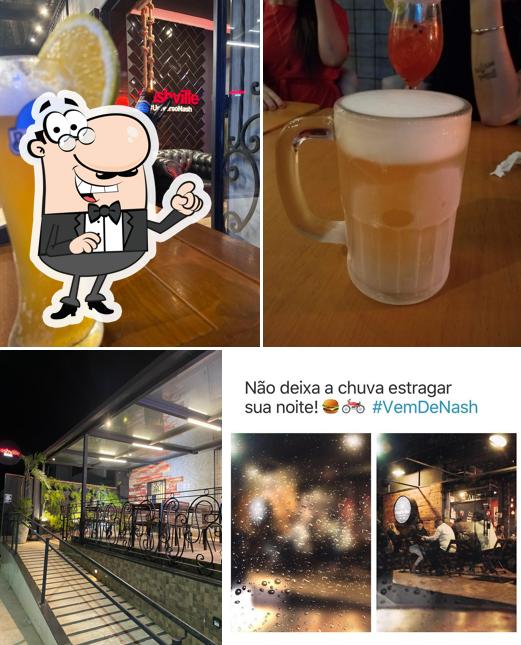 O Hamburgeria Nashville se destaca pelo exterior e bebida
