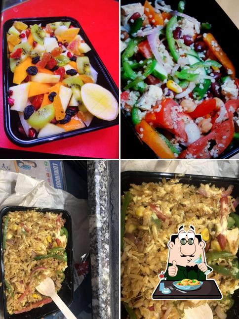 Food at MuscleHolics, The Healthy Food Cafè