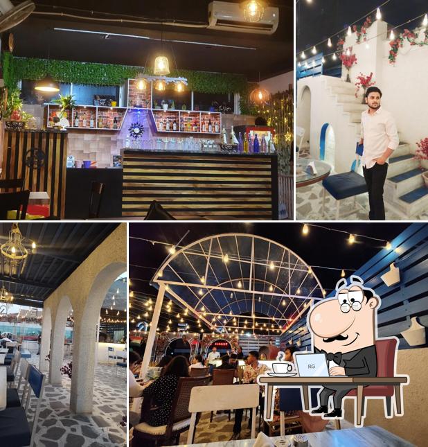 Check out how Aer Bistro looks inside