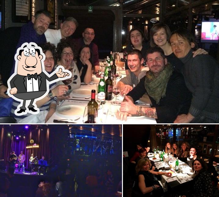 Questa è la foto che raffigura la interni e bancone da bar di Seconda Classe