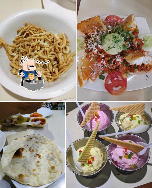 Food at Annapoorna Hotel Chinchwad
